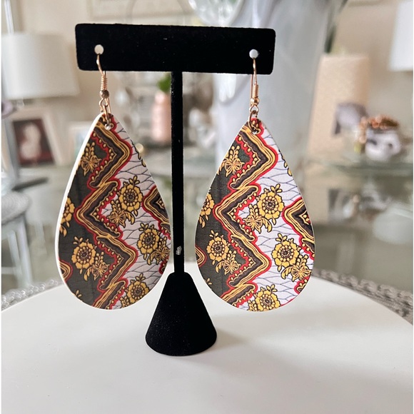 African Tear Drop Dangle Earrings - Picture 3 of 5